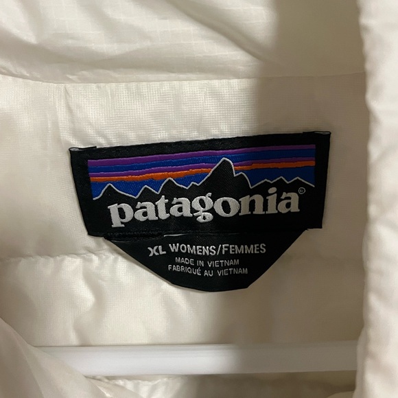 Patagonia Ivory/White Quilted Vest-EUC- - Picture 3 of 4